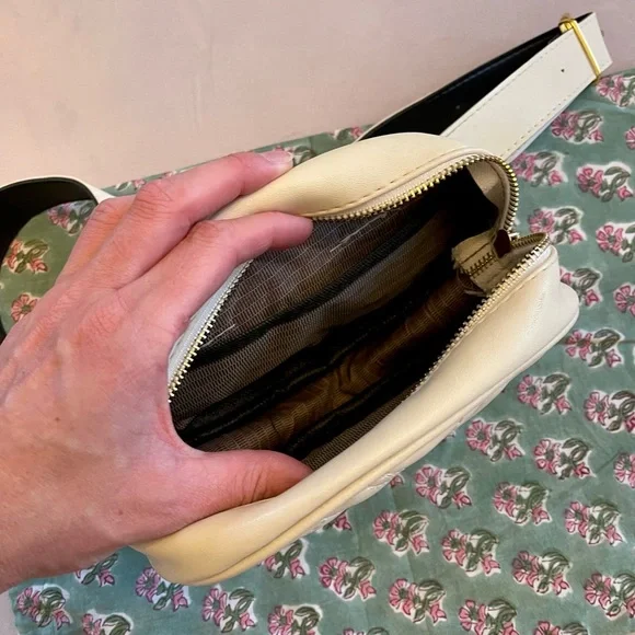 WANT Got the Love Cream Faux Leather Belt Bag - Picture 4 of 5